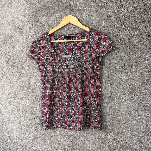 Tommy Hilfiger Shirt Womens Small Multicolor Short Sleeve Scoop Neck Pullover - Picture 1 of 7